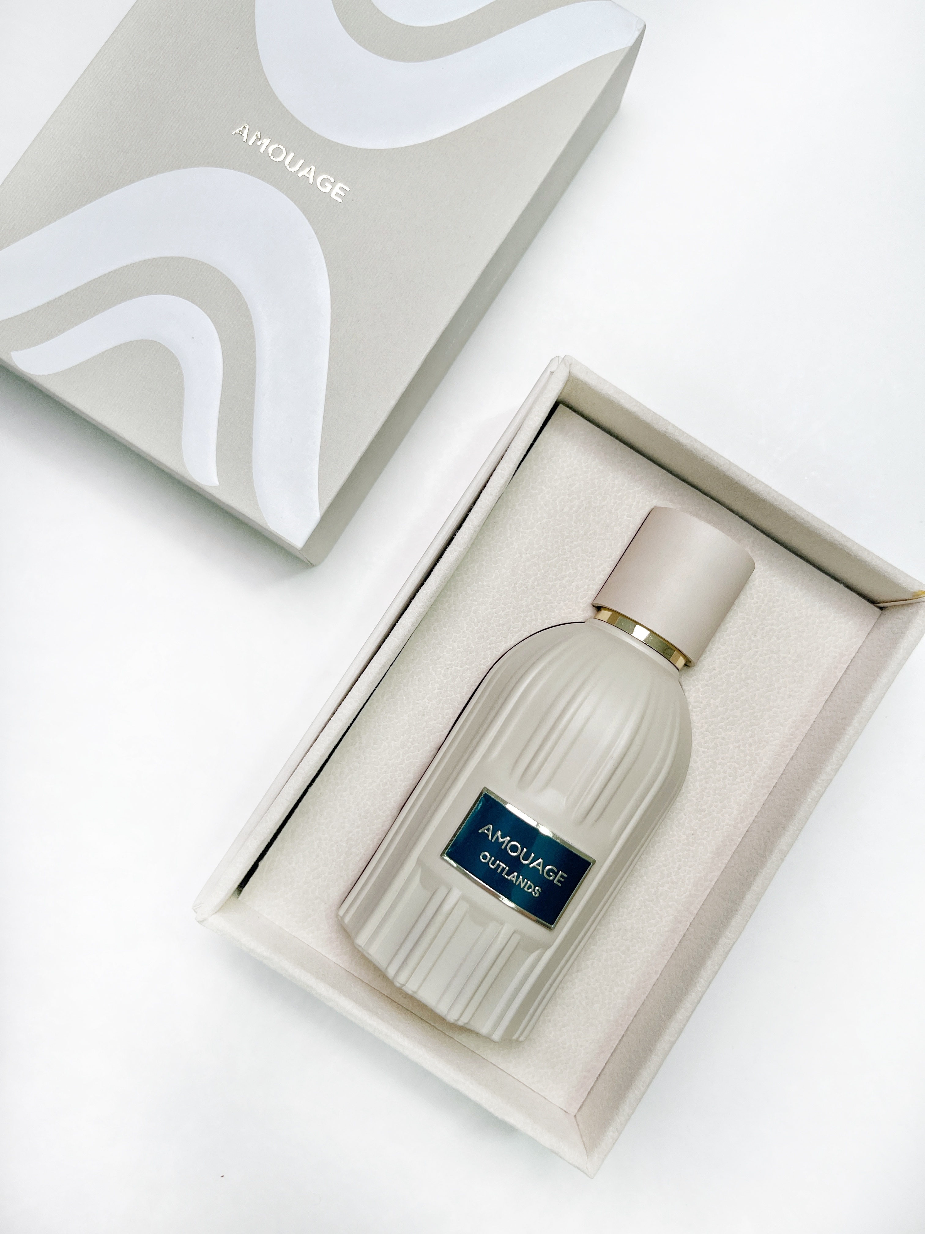 ادکلن مشترک آمواج اوتلندز