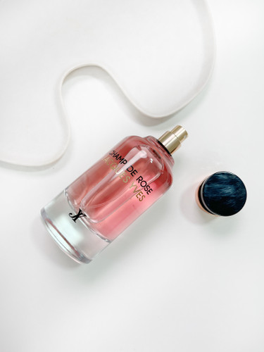 ادکلن زنانه فراگرنس ورد چمپ د رز ژاک ایو